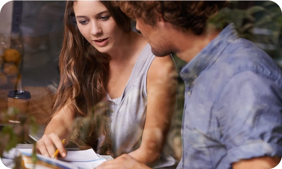 Personne sur son ordinateur